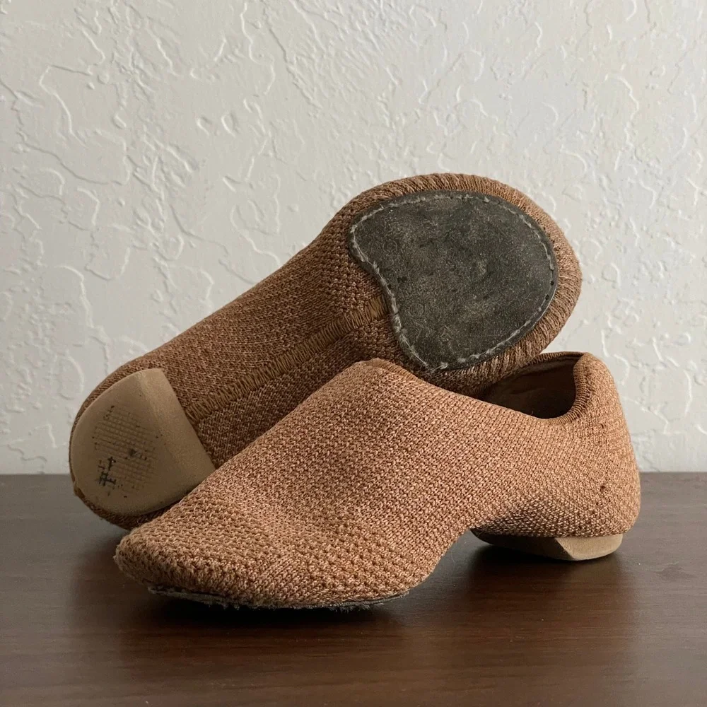 Capezio Jazz Shoes Toddler size 13 Natural Pure Knit Dance Studio Slip-On Ballet